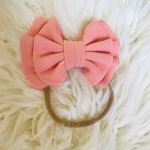 Handmade Bows! 🎀 Buy 3, get one FREE 🎀